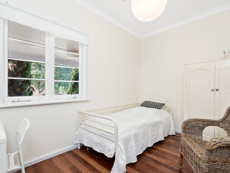 207 Ravenscar Street, Doubleview WA 6018