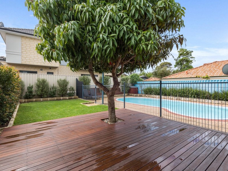 8 Dodds Place, Innaloo WA 6018