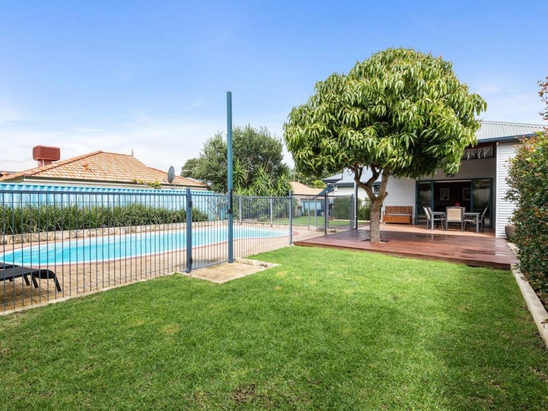 8 Dodds Place, Innaloo WA 6018