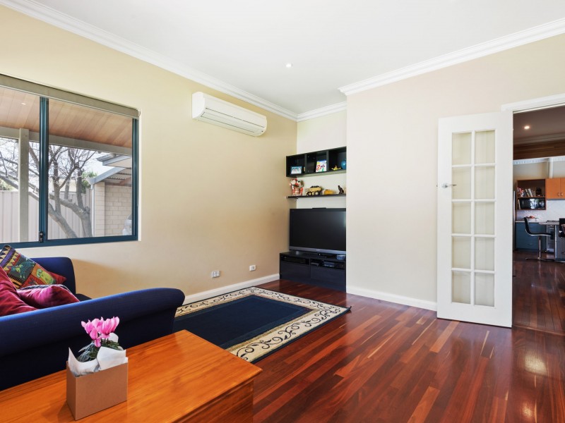 8 Dodds Place, Innaloo WA 6018