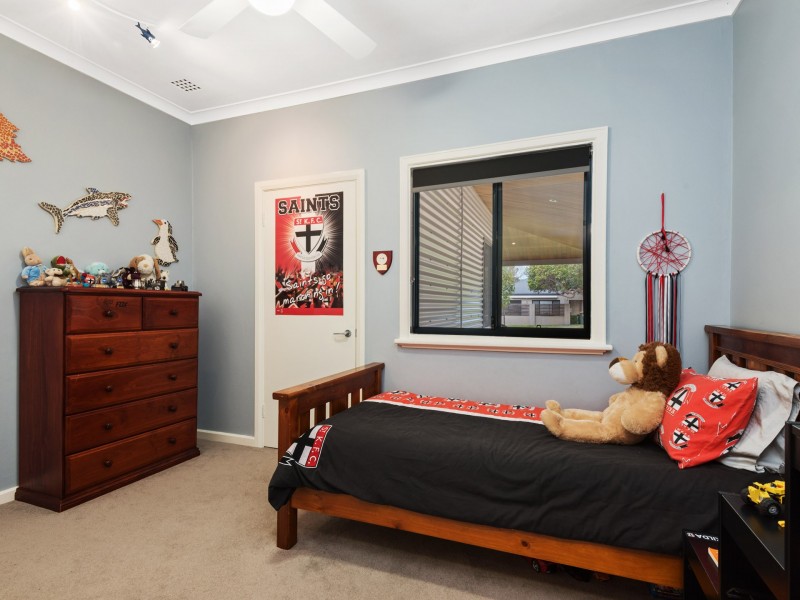 8 Dodds Place, Innaloo WA 6018