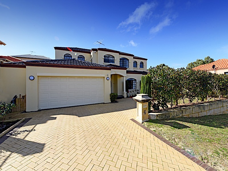 4 Waraba Place, Mount Claremont WA 6010