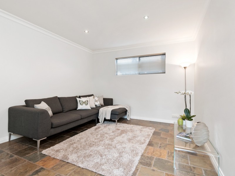 23 Gwelup Street, Karrinyup WA 6018