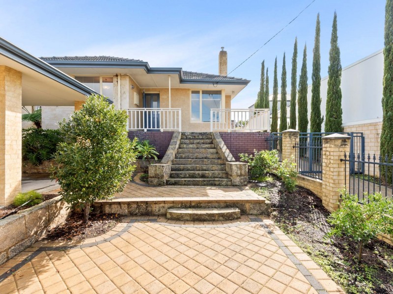 23 Gwelup Street, Karrinyup WA 6018