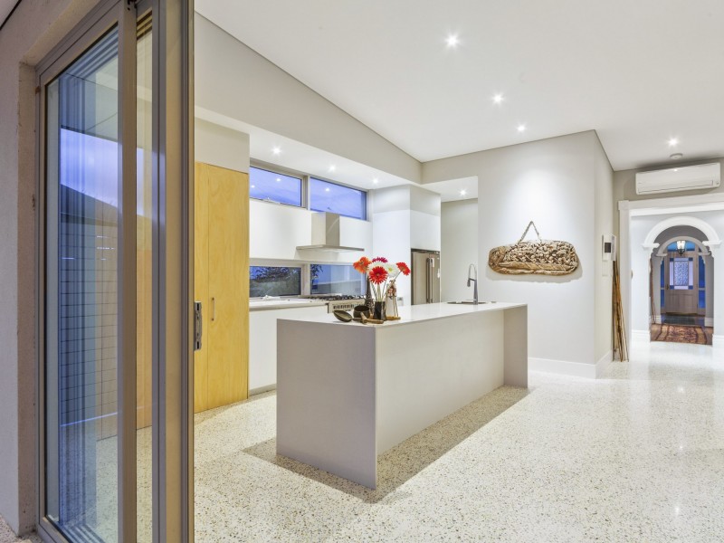 70 Duke Street, East Fremantle WA 6158