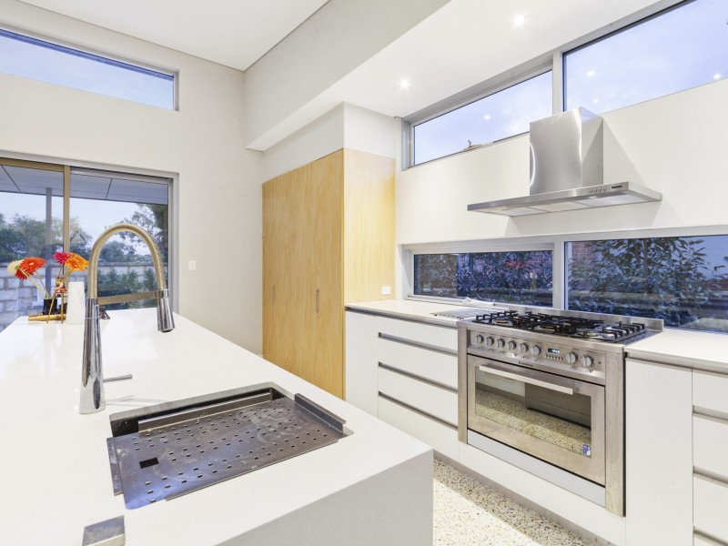 70 Duke Street, East Fremantle WA 6158