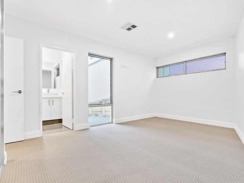 18C Parkinson Court, Hillarys WA 6025