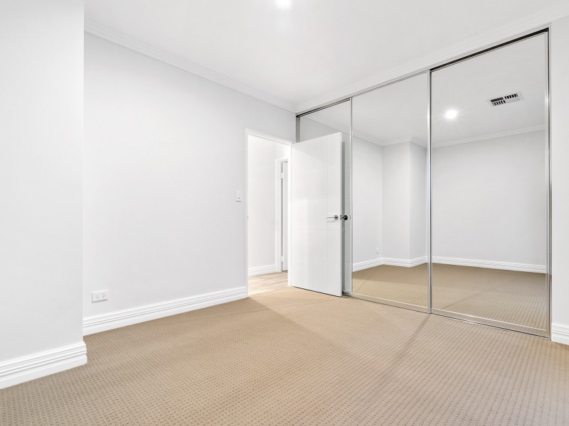 18C Parkinson Court, Hillarys WA 6025