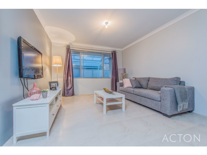 4 AMSTERDAM CRESCENT, Alkimos WA 6038