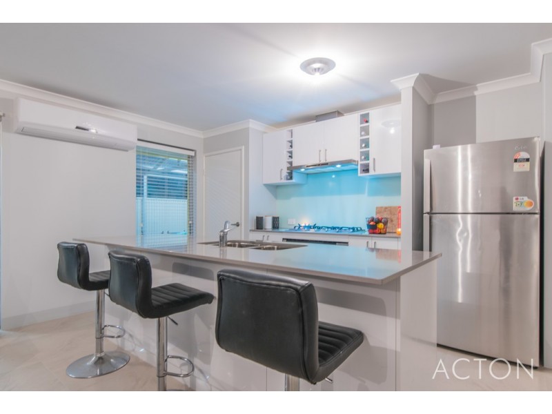 4 AMSTERDAM CRESCENT, Alkimos WA 6038