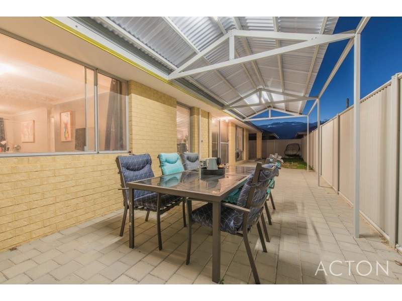 4 AMSTERDAM CRESCENT, Alkimos WA 6038