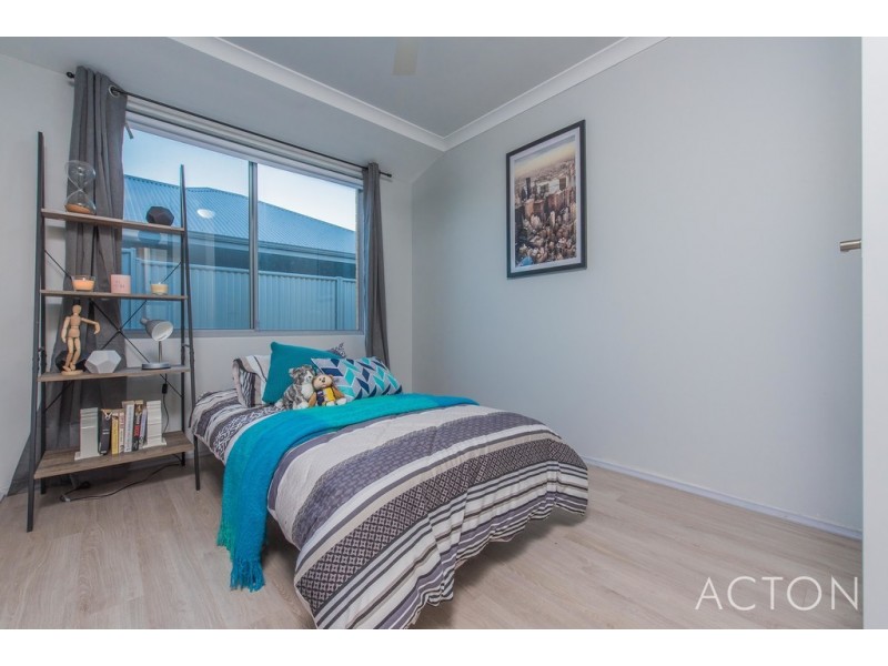 4 AMSTERDAM CRESCENT, Alkimos WA 6038