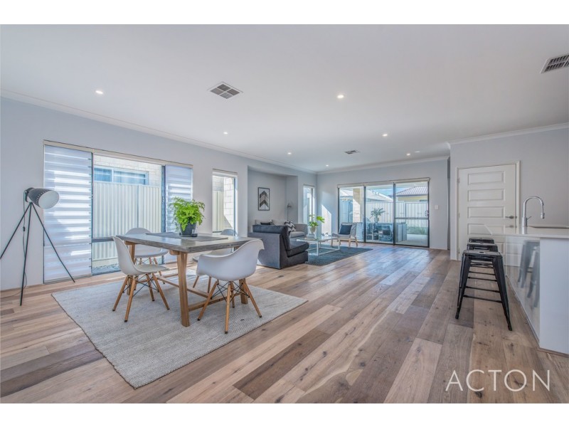 10 SCRUBWREN CIRCUIT, Alkimos WA 6038