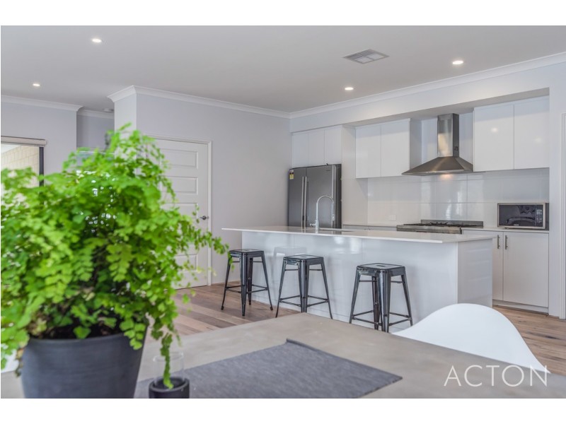 10 SCRUBWREN CIRCUIT, Alkimos WA 6038