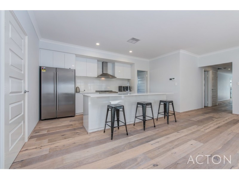 10 SCRUBWREN CIRCUIT, Alkimos WA 6038