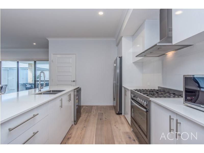 10 SCRUBWREN CIRCUIT, Alkimos WA 6038