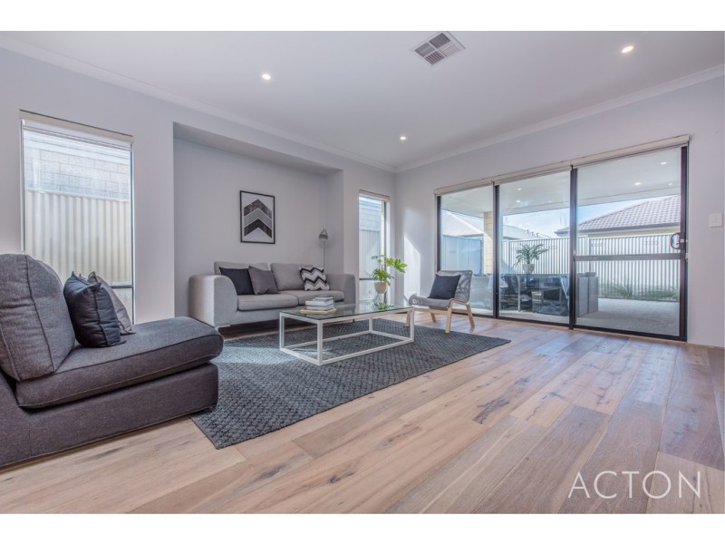 10 SCRUBWREN CIRCUIT, Alkimos WA 6038