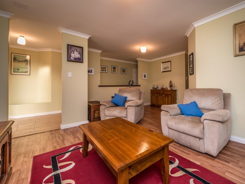 22 Mindarie Drive, Quinns Rocks WA 6030