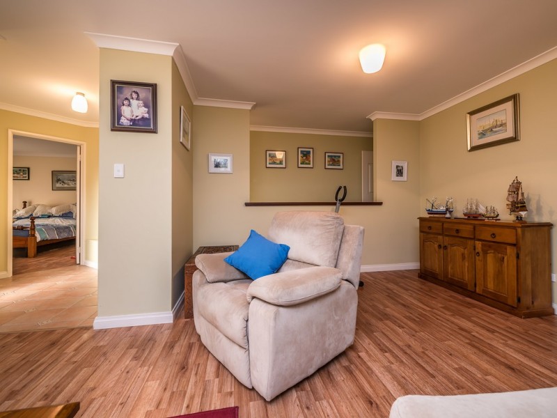 22 Mindarie Drive, Quinns Rocks WA 6030