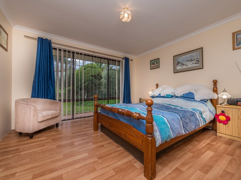 22 Mindarie Drive, Quinns Rocks WA 6030