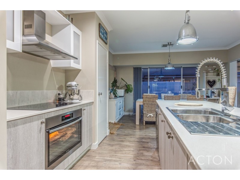 19 KARRIL TURN, Yanchep WA 6035