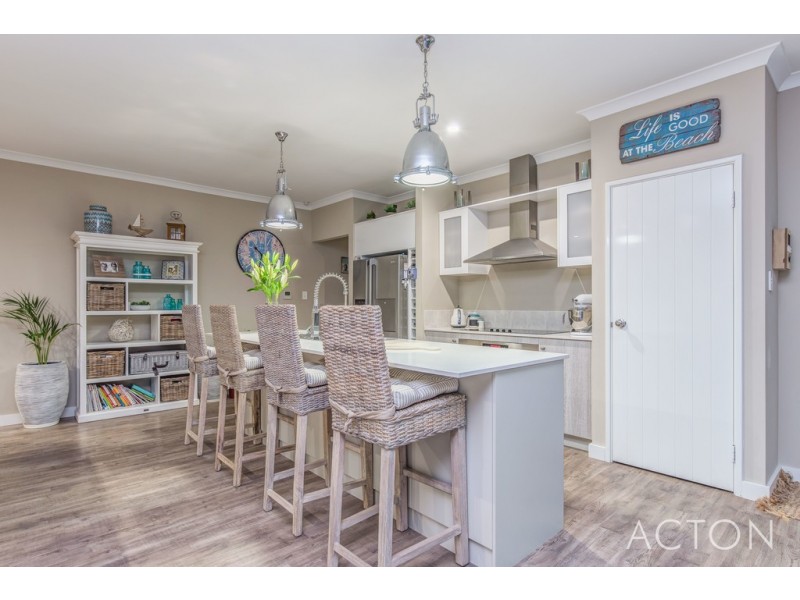 19 KARRIL TURN, Yanchep WA 6035