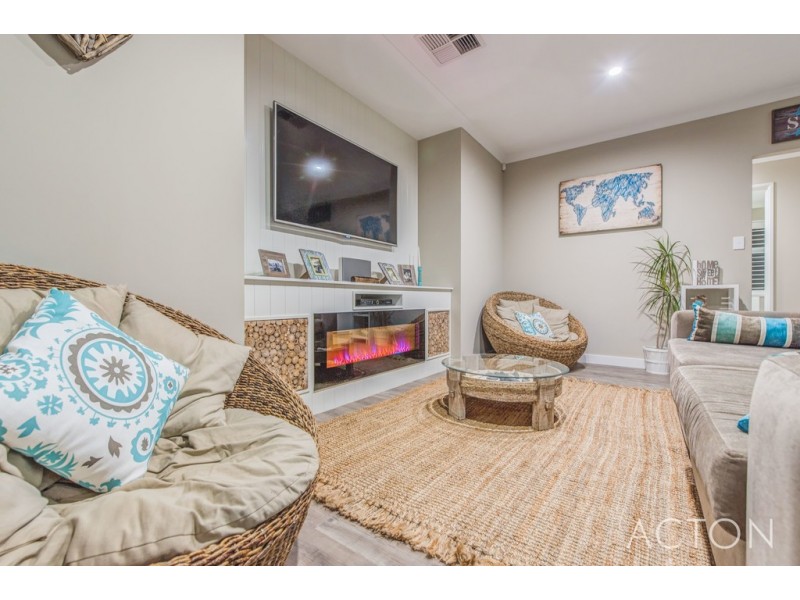 19 KARRIL TURN, Yanchep WA 6035