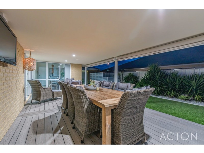 19 KARRIL TURN, Yanchep WA 6035