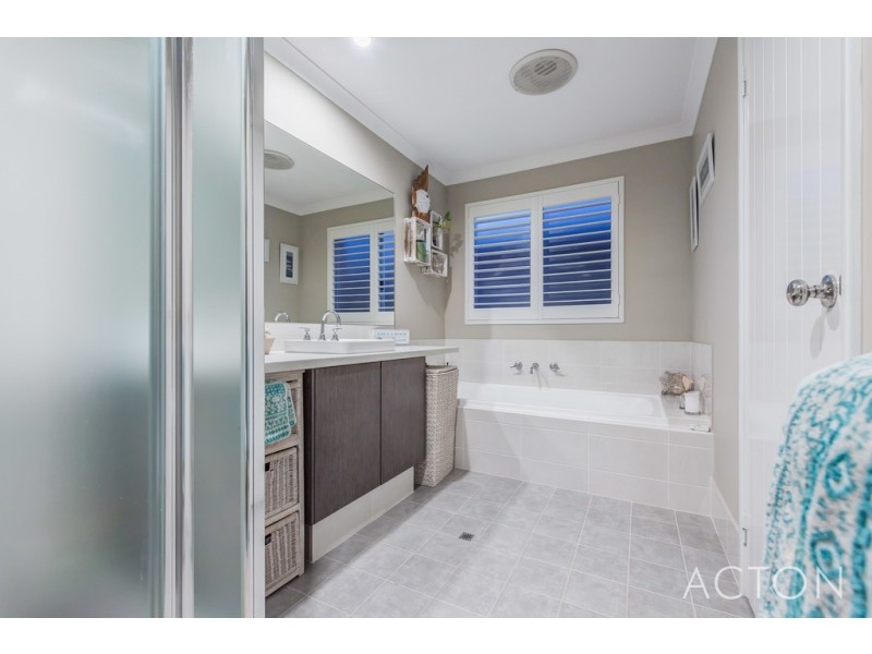 19 KARRIL TURN, Yanchep WA 6035