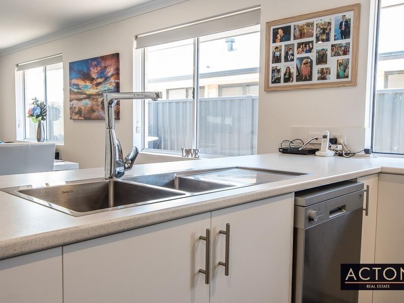 5 Seddon Parade, Alkimos WA 6038