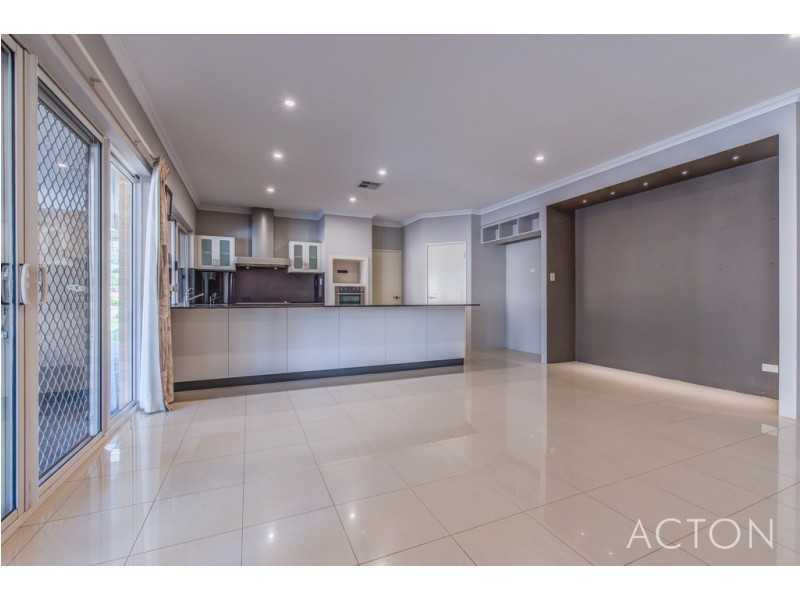 44 Bushwood Follow, Two Rocks WA 6037