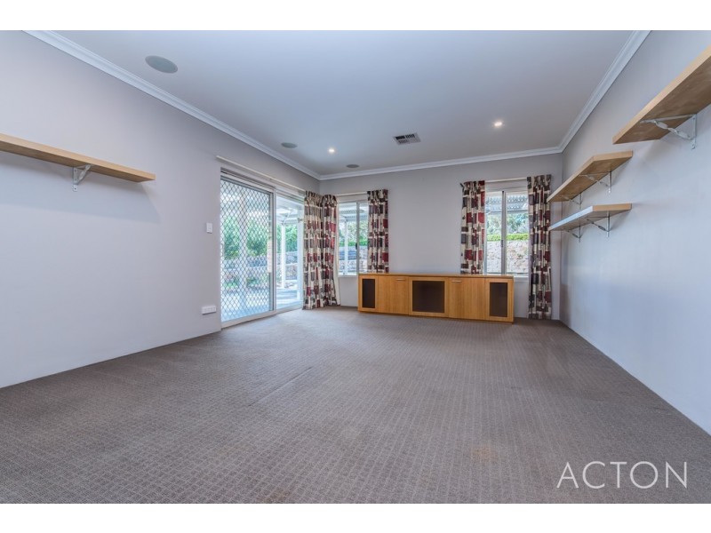 44 Bushwood Follow, Two Rocks WA 6037