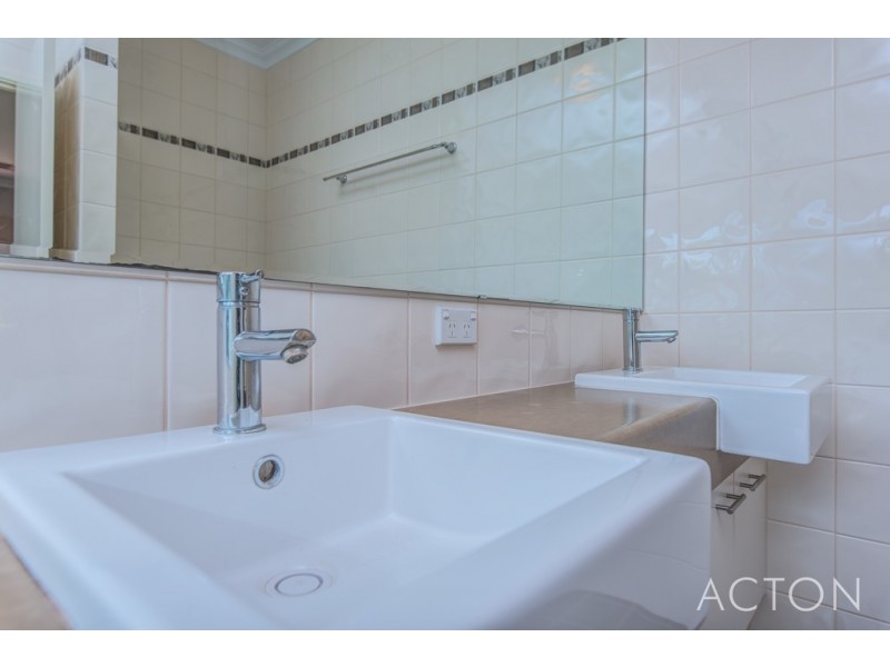 44 Bushwood Follow, Two Rocks WA 6037