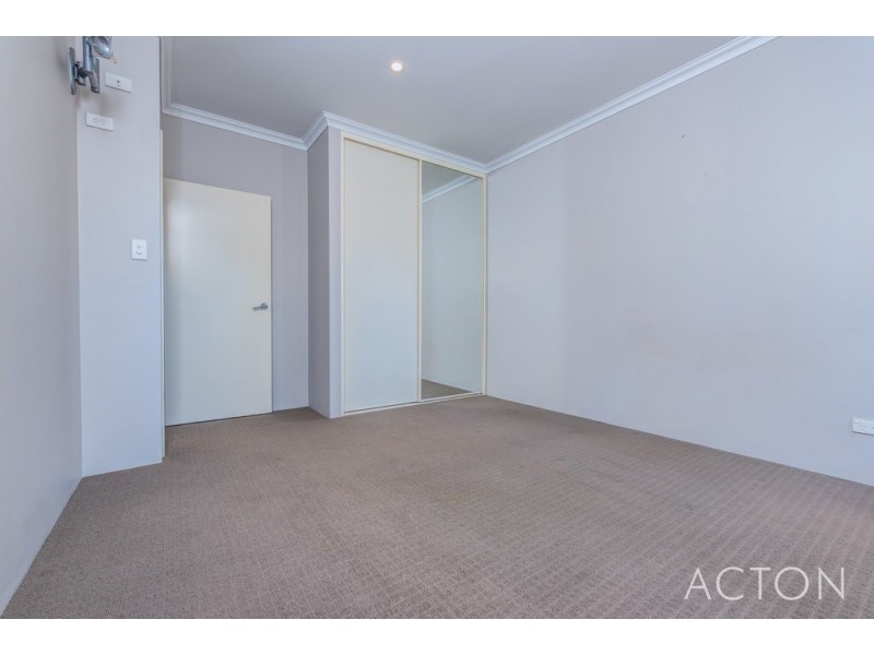 44 Bushwood Follow, Two Rocks WA 6037