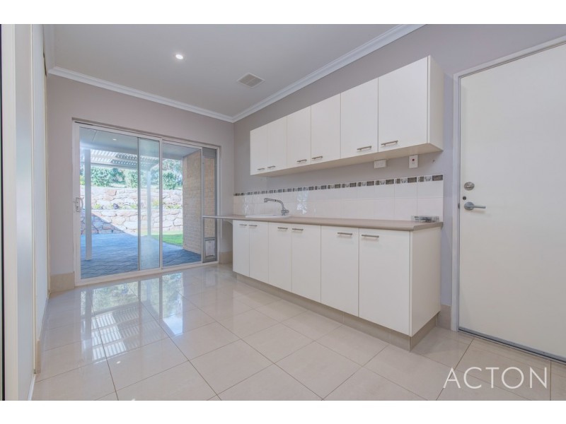 44 Bushwood Follow, Two Rocks WA 6037