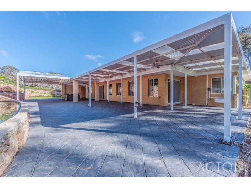 44 Bushwood Follow, Two Rocks WA 6037