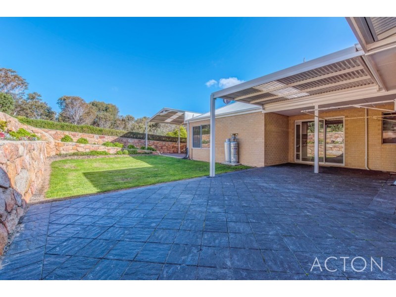 44 Bushwood Follow, Two Rocks WA 6037