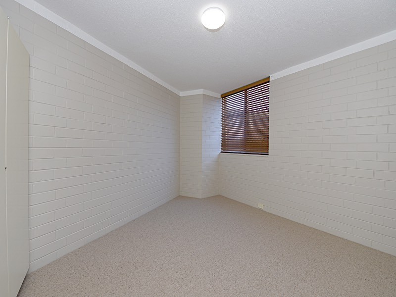 15B/49 Herdsman Parade, Wembley WA 6014
