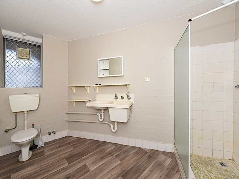 15B/49 Herdsman Parade, Wembley WA 6014