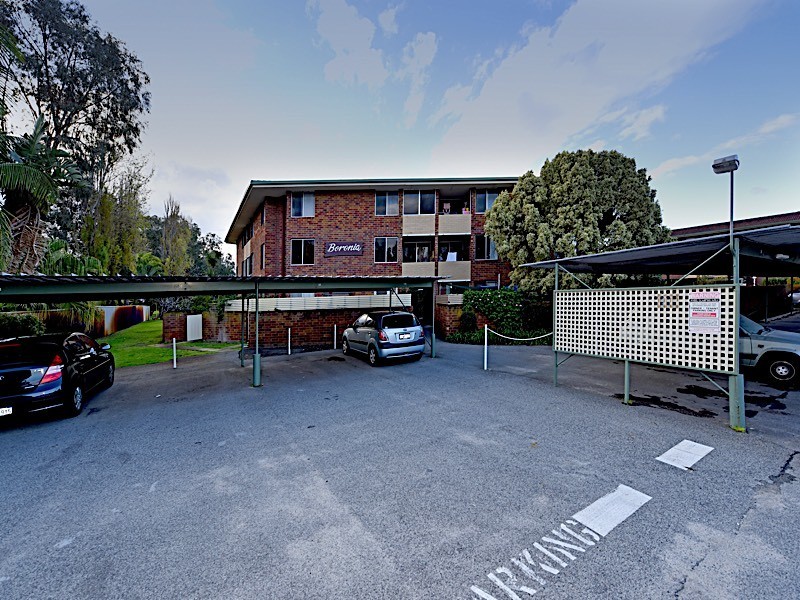 15B/49 Herdsman Parade, Wembley WA 6014