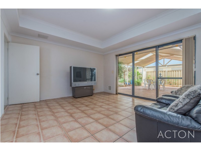 14 Brailsford Way, Butler WA 6036