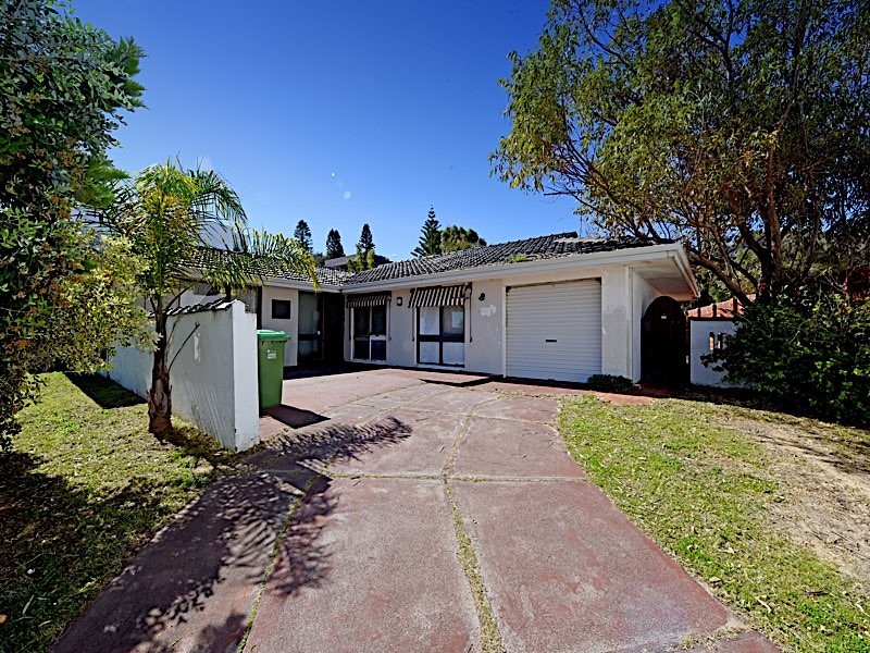 82 Chipping Road, City Beach WA 6015