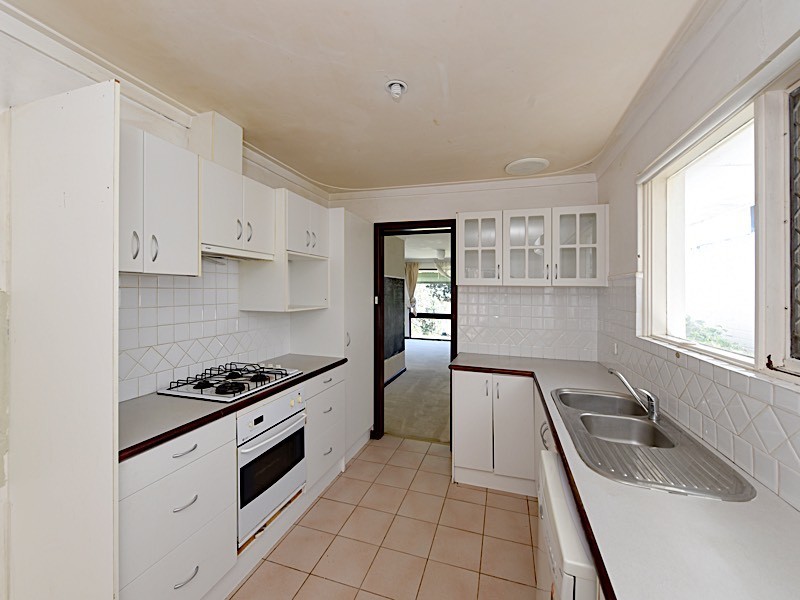 82 Chipping Road, City Beach WA 6015