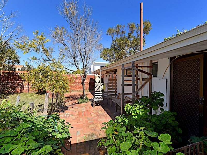 82 Chipping Road, City Beach WA 6015