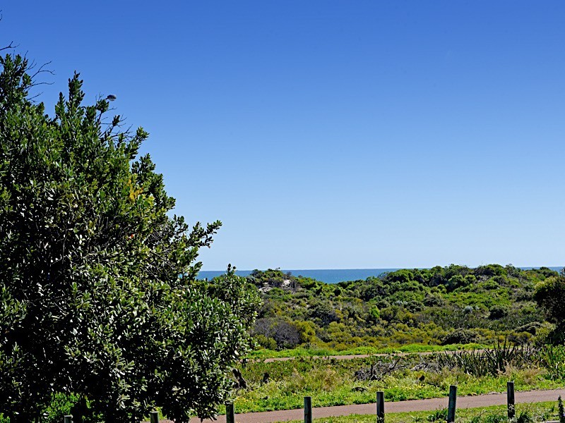 82 Chipping Road, City Beach WA 6015