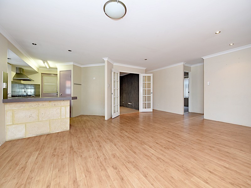 10 Ferry Way, Quinns Rocks WA 6030