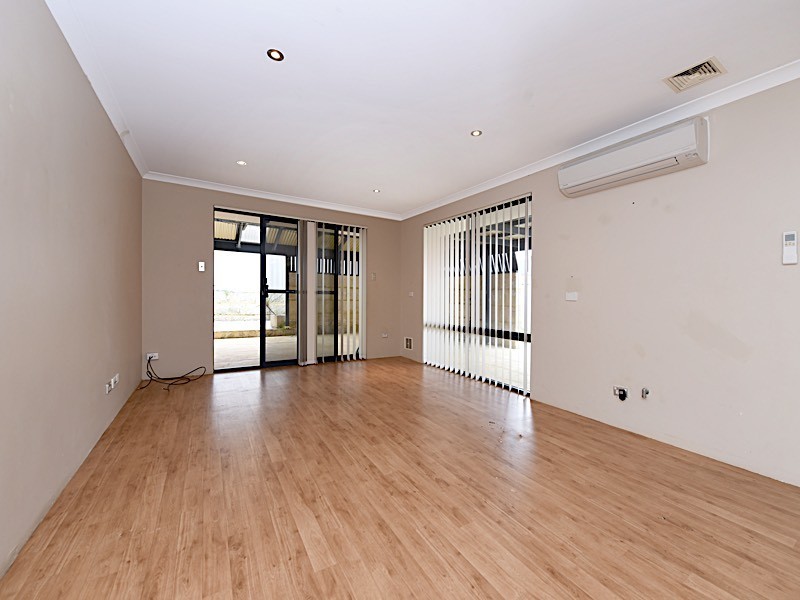 10 Ferry Way, Quinns Rocks WA 6030