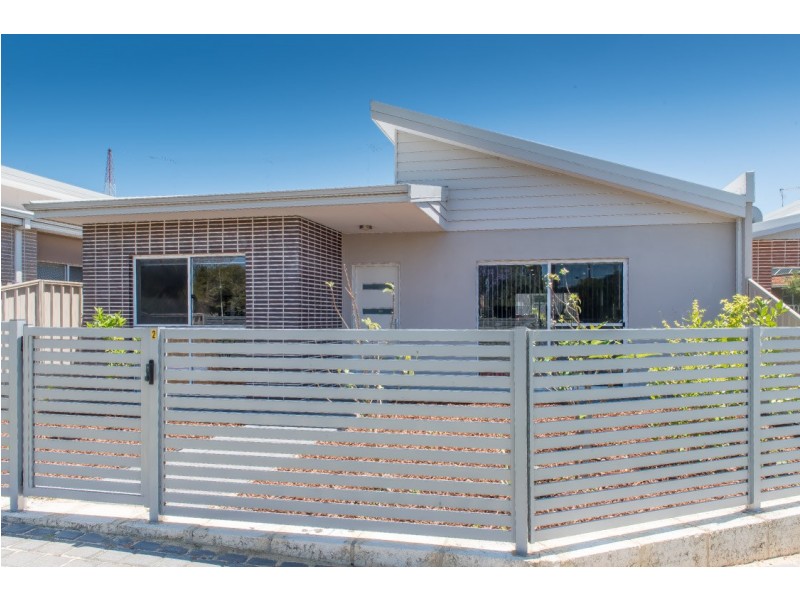 2/115 Vickers Street, Hamersley WA 6022