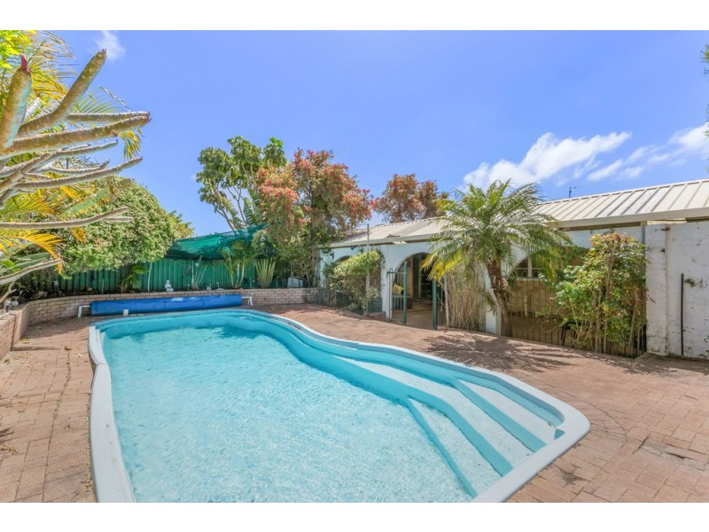 653 Karrinyup Rd, Stirling WA 6021