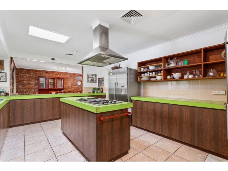 653 Karrinyup Rd, Stirling WA 6021